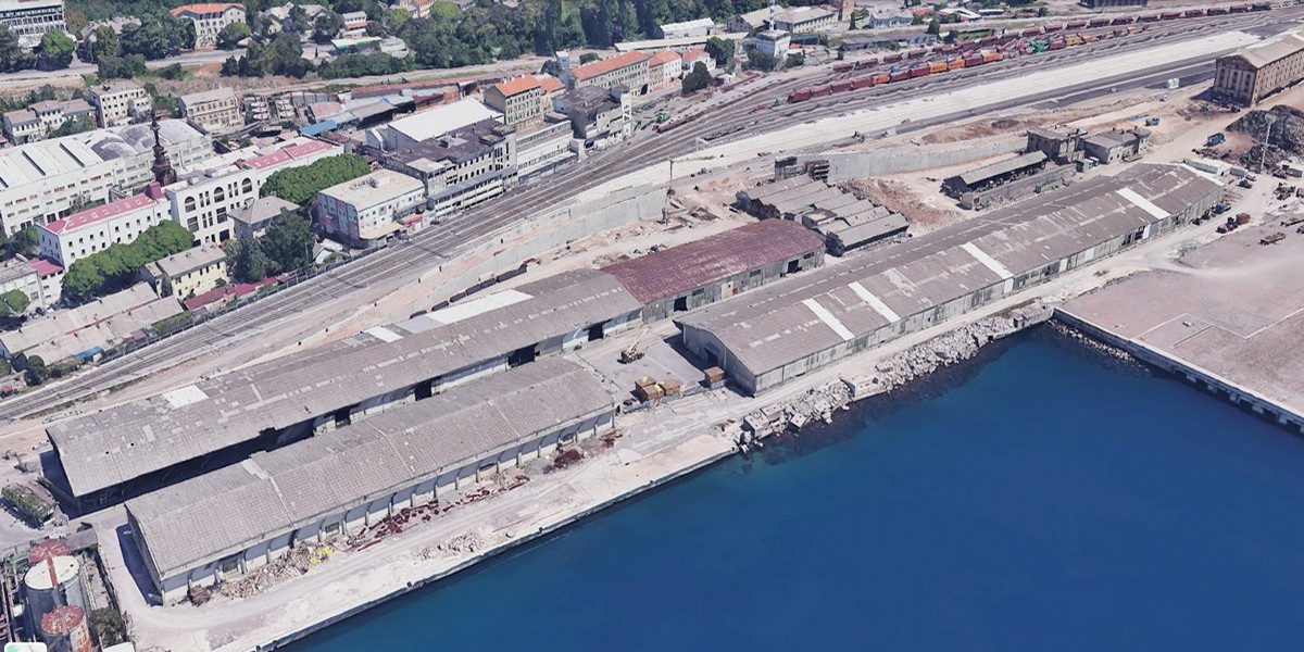 Rijeka izvor Google Earth - Zagrebačka obala prije rekonstrukcije - AZBEST